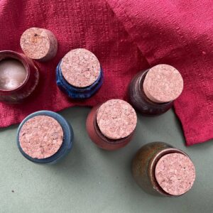 Vanilla Chai Scrub in Pottery w/ Real Cork
